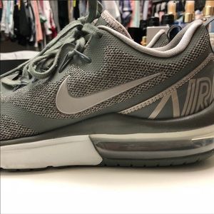 MEN’s Nike Air Max